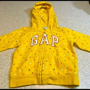 3T girls GAP hoodie and matching sweatpants. Gently used. Smoke/pet free home.